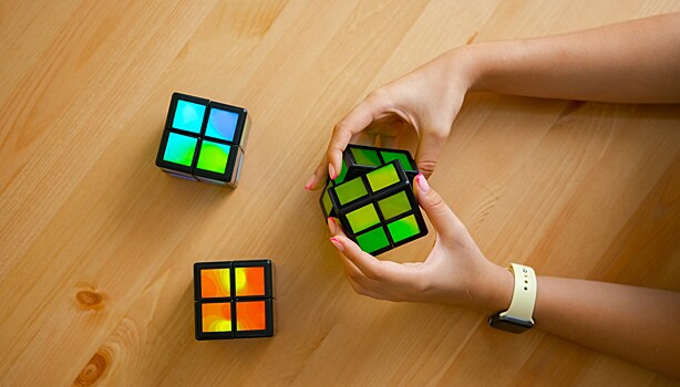 Создатели миниатюрных игровых «кубиков Рубика» WowCube привлекли $1,5 млн от главы Xsolla