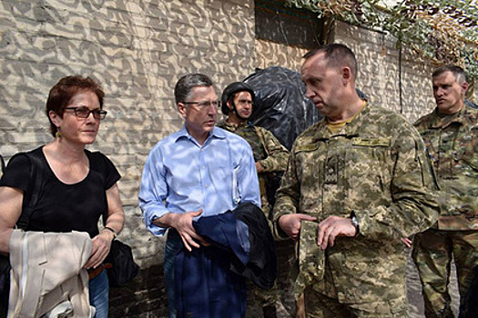 США «активно рассматривают» возможность отправить оружие Киеву