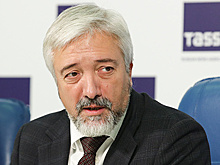 Примаков: РФ справится с попытками провокаций в западных странах на 9 Мая