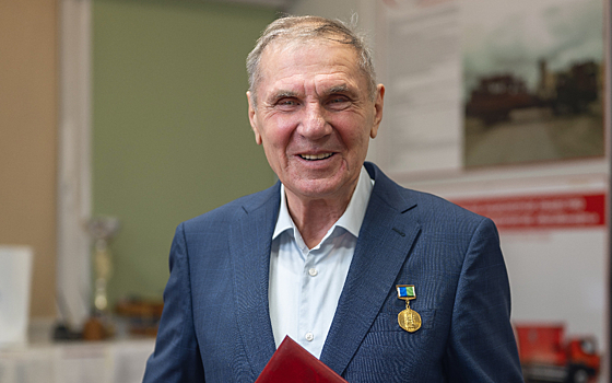 В Мегионе отметили вклад Виктора Леписова в становление «МеКаМинефть»