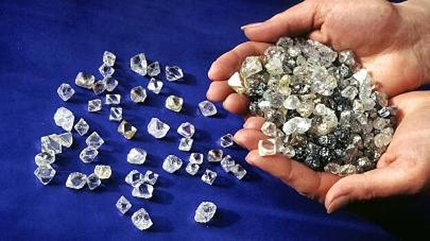 В Якутии продолжается проект «100 именных алмазов»