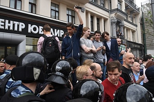 В мэрии Москвы рассказали о задержании испортивших праздник людей