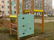 Пензенцев встревожил демонтаж детской горки на улице Лядова