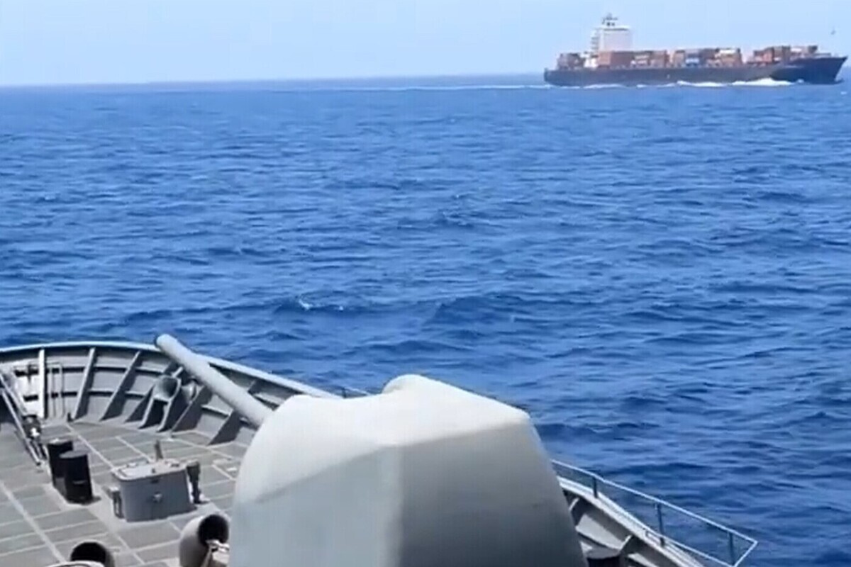 Китай атаковал лазером немецкий военный самолет