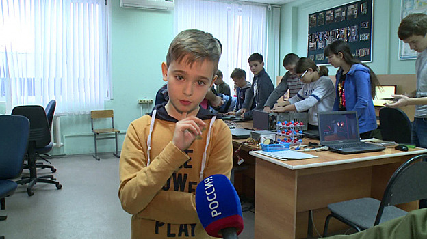 Новый социальный лифт. Родители воронежских школьников мечтают видеть детей программистами