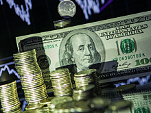 Противоречивый курс. Насколько успешно РФ уходит доллара?