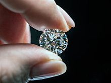 Пандемия подняла цены на коллекционные автомобили и бриллианты