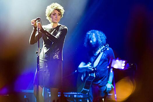 Земфира* поставила карьеру на паузу и переехала в Лондон