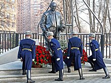 В Москве открыли памятник авиаконструктору Андрею Туполеву