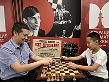 Мама 10-летнего шахматиста из Калмыкии рассказала о новом рекорде сына