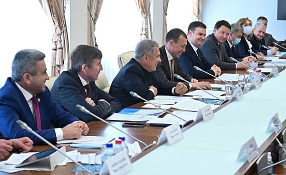 Правительство Татарстана обсудило сотрудничество с "СИБУР Холдинг"