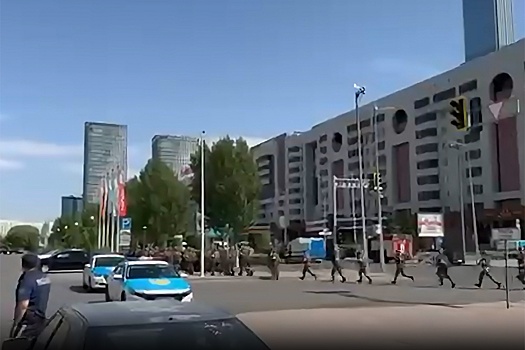 Полиция освободила заложников в банке в Астане