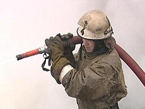 Мусор стал причиной пожара во Владивостоке
