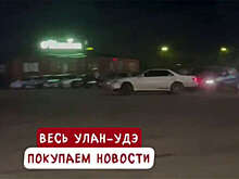 В Улан-Удэ на видео попало, как дрифтер влетел в припаркованный автомобиль