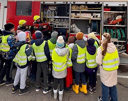 Крюковские школьники посетили пожарный отряд №213