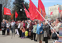 Экс-губернатор посетил митинг КПРФ