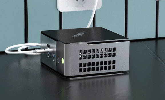 Представлен первый в мире мини-ПК с чипом AMD Ryzen AI 9 Max+ 395