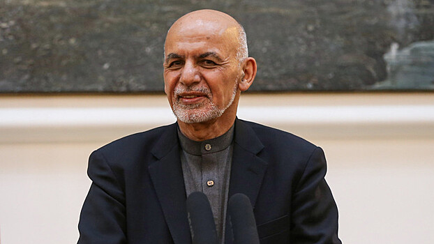 Глава Афганистана побеждает на выборах президента