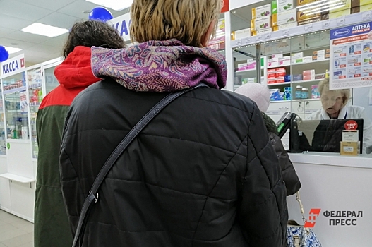 Нарколог объяснила, почему лекарства нельзя запивать алкоголем