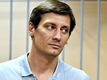 Политическое самоубийство: политолог о бегстве Гудкова на Украину