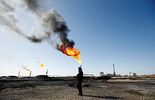 Нефтяные месторождения атаковали в Ираке