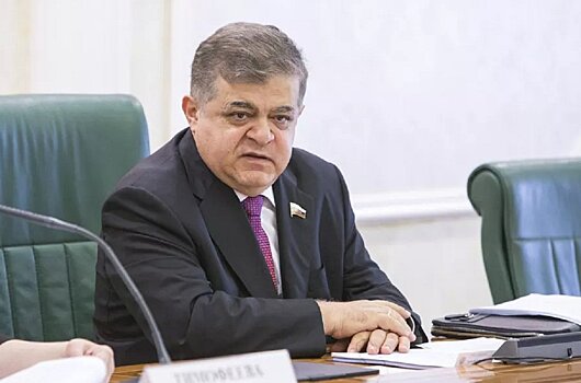 Сенатор Джабаров призвал показывать все преступления Киева в Донбассе