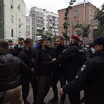 Бей чужих, чтобы свои боялись. За что страдает Виктор Медведчук