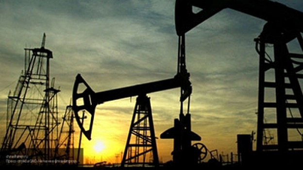Россия сокращает нефтедобычу ускоренными темпами — СМИ