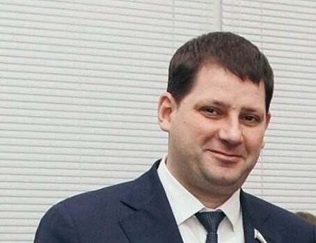 Председатель федерации бадминтона выступила против отставки Абросимова
