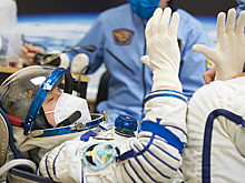 Российским космонавтам значительно подняли зарплату