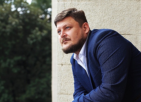 Солист НОВАТа Алексей Зеленков получил премию «Онегин» 2023