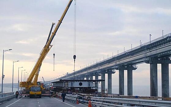 Автомобильное движение на Крымском мосту возобновлено