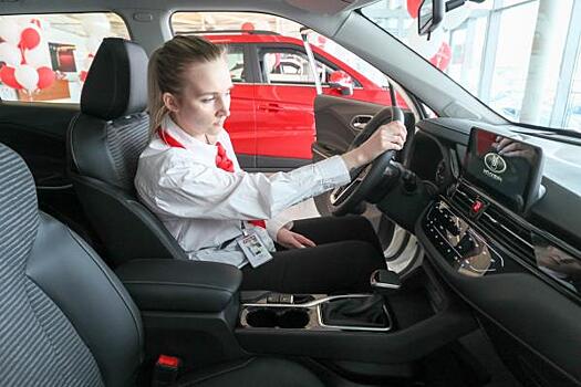 Что думают тюменцы о собянинском «Москвиче»: «Хватило того, что было раньше»