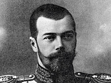 Девушка нашла чемодан и узнала, что ее прадед был помощником Николая II