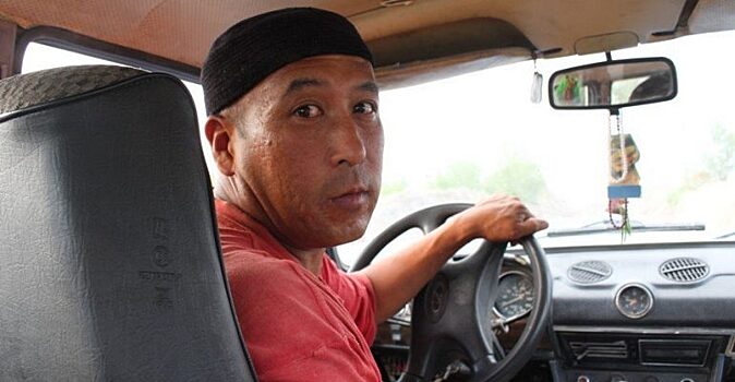 Костромской центр переподготовки водителей незаконно выдавал документы мигрантам