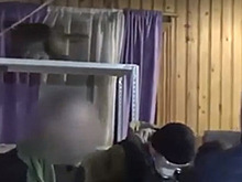 ФСБ задержала двух организаторов нарколаборатории под Ярославлем и спасла обезьяну