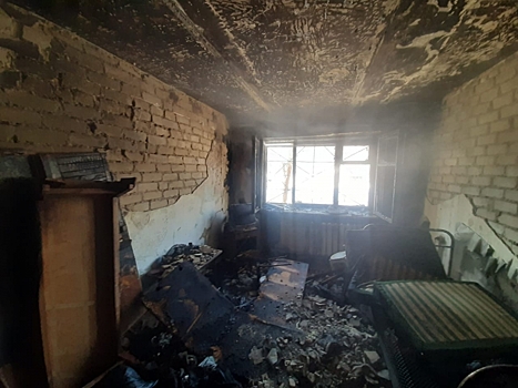 В Камышине из-за неисправной электропроводки загорелась квартира