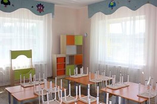 Почти 140 детей-сирот в Псковской области обрели новые семьи в 2018 году