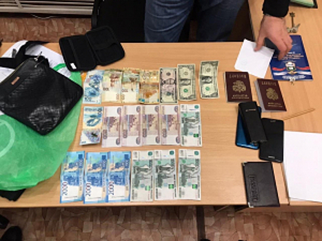 Оренбургские полицейские задержали «гастролёров» за кражи имущества из иномарок