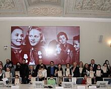 В КГА наградили победителей конкурса детского рисунка «Освобожденный Ленинград»