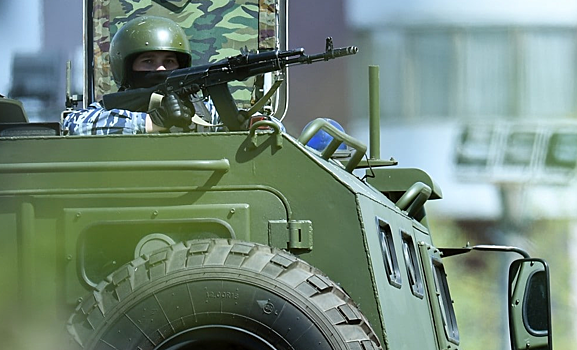 Устроивший стрельбу в Казани получил оружие официально