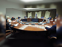 Профсоюзные лидеры УрФО встретились с заместителем полпреда президента в округе