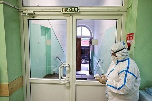 Главврач калининградской инфекционки — о пандемии: Медики болели, но мы не потеряли ни одного сотрудника