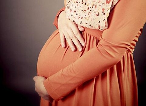 Роспотребнадзор рекомендует беременным воздержаться от поездок в Испанию из-за листериоза