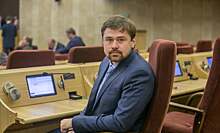 Экс-защитник клубов КХЛ Аксененко выиграл выборы по округу 137-м в Новосибирской области