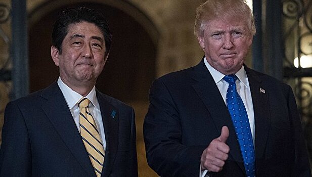 Трамп и Абэ договорились расширять санкции против КНДР