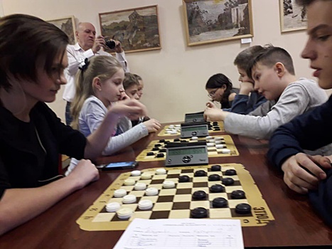 Команда из Алтуфьева стала третьей в окружных соревнованиях по шашкам