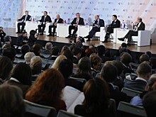 Налоговую нагрузку нужно снижать, признали участники Гайдаровского форума