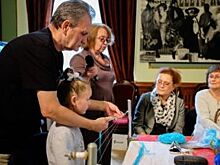 По стопам Людовика XIV. Как работает гримёр в театре оперы и балета Перми