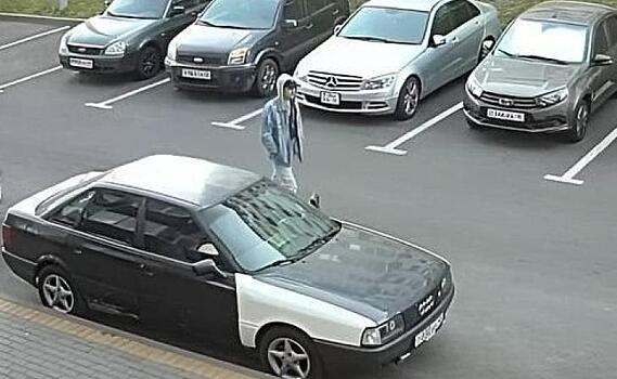 В Курске ищут неизвестного, повредившего автомобиль
